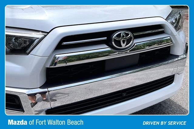 Used 2024 Toyota 4Runner Limited AWD/4WD image 32