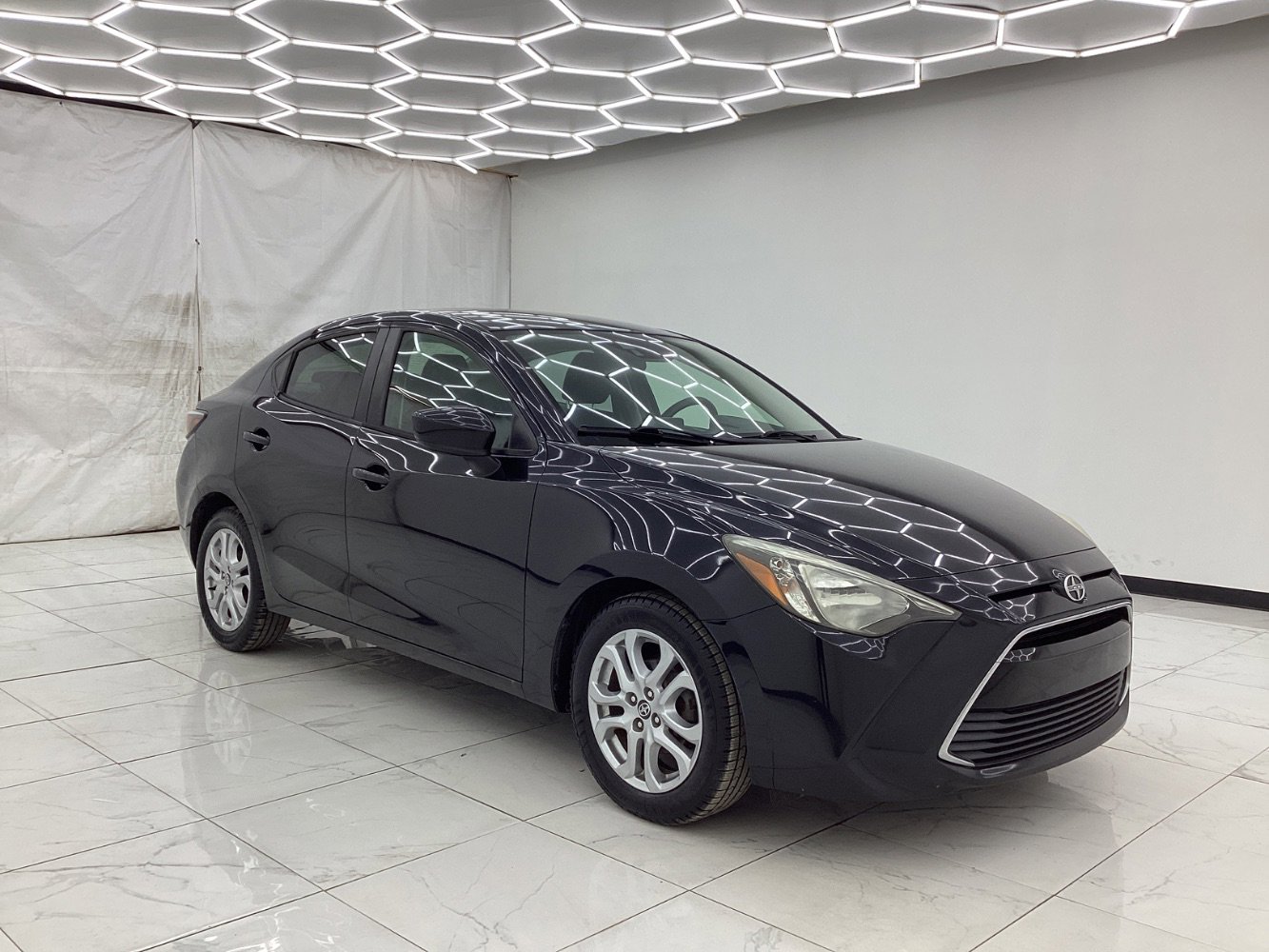 Used 2016 Scion iA image 7