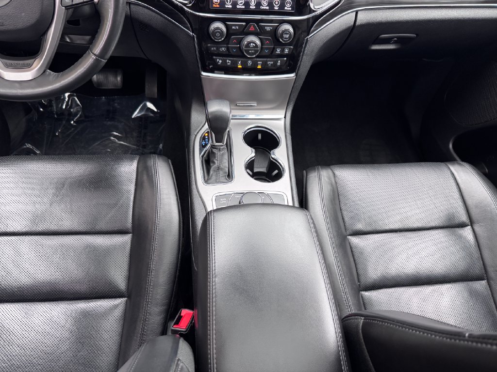 Used 2019 Jeep Grand Cherokee Limited w/ Luxury Group II AWD/4WD image 35