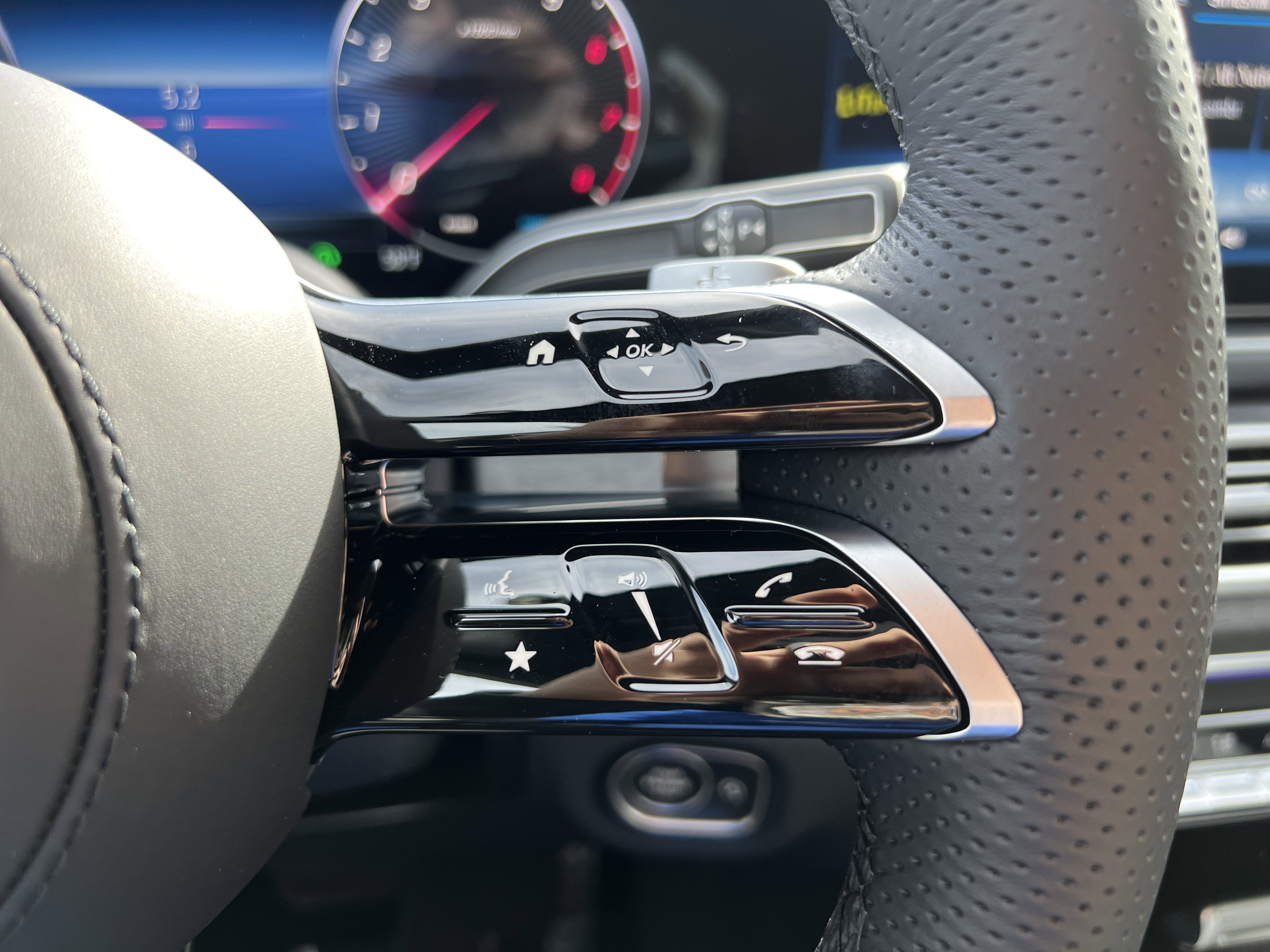 New 2026 Mercedes-Benz GLE 450 4MATIC Coupe image 17