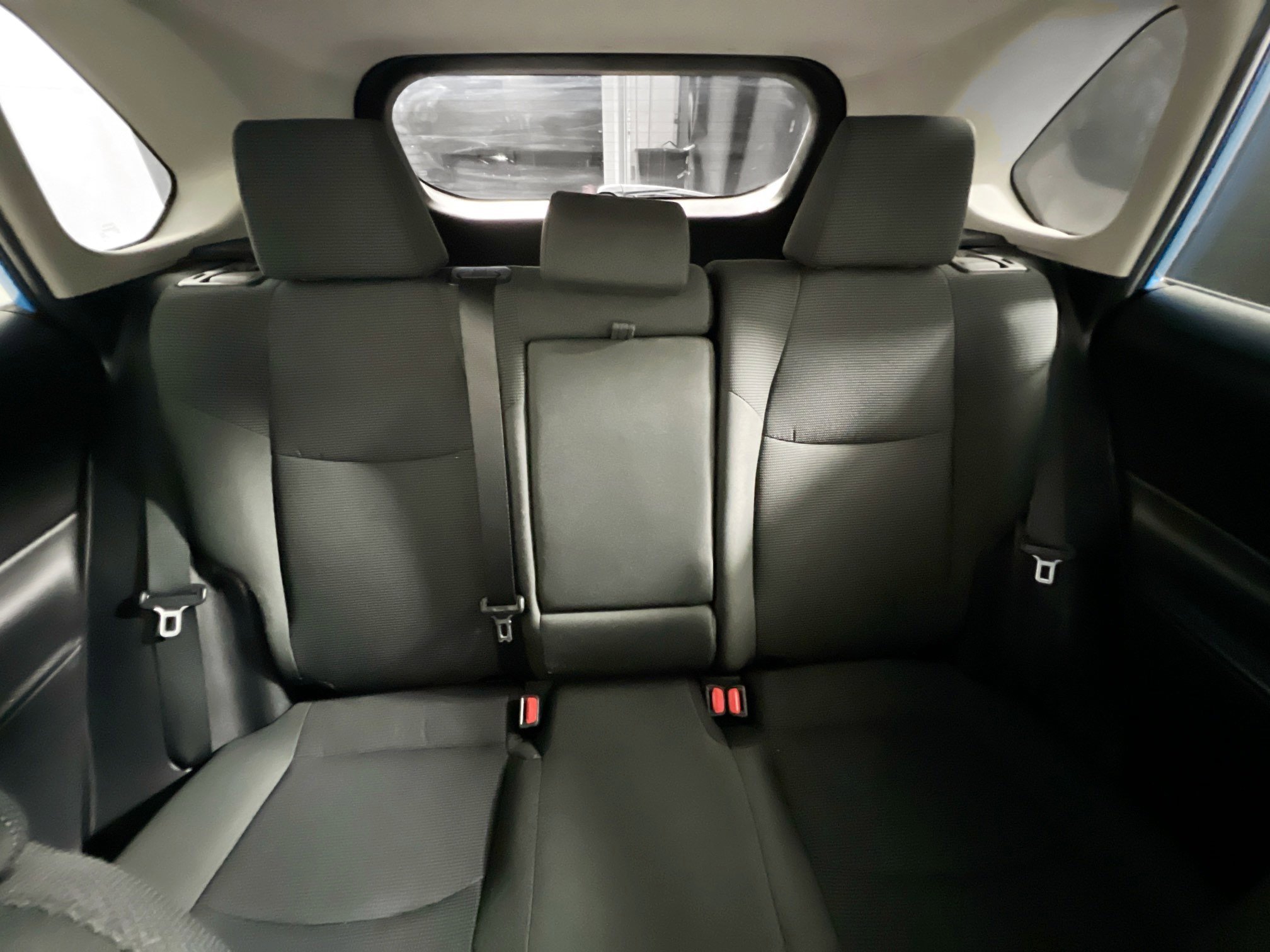 Used 2019 Toyota RAV4 LE image 32