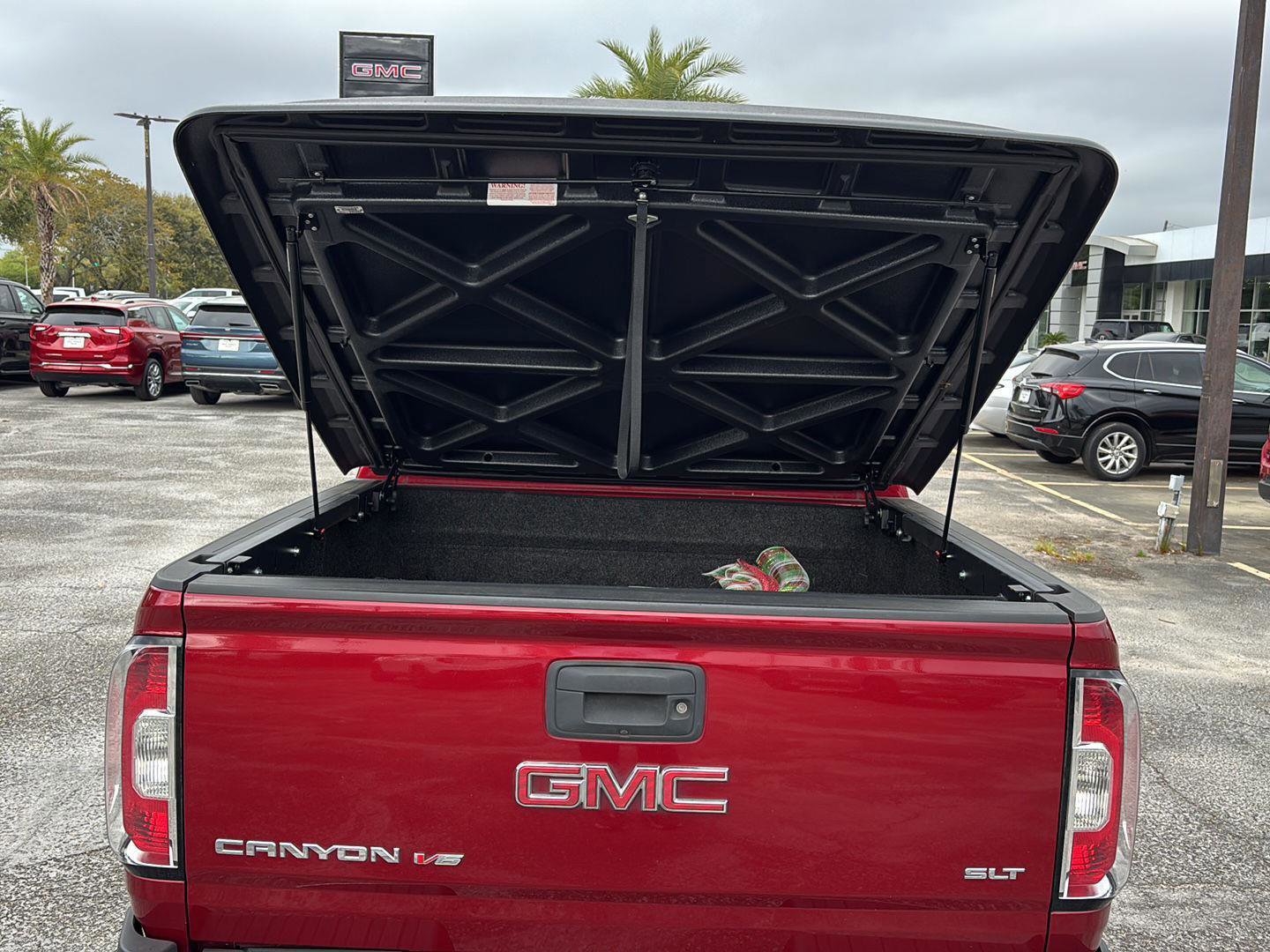Used 2019 GMC Canyon SLT w/ Driver Alert Package image 7