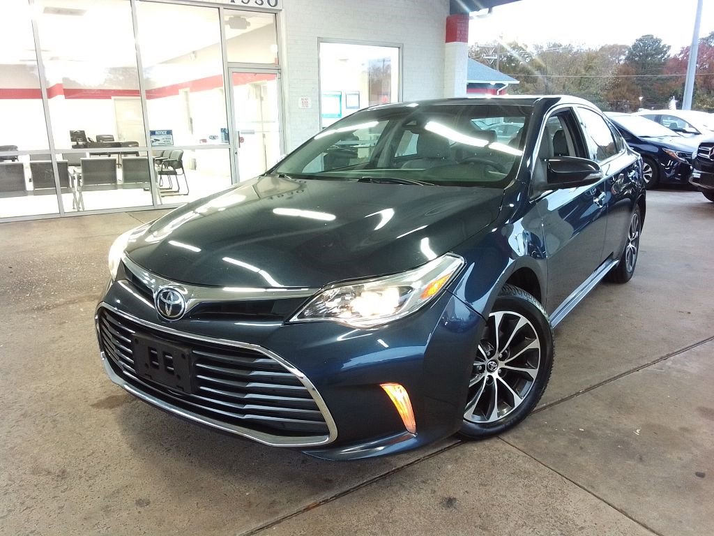 Used 2017 Toyota Avalon XLE Premium w/ All Weather Liner Package image 1