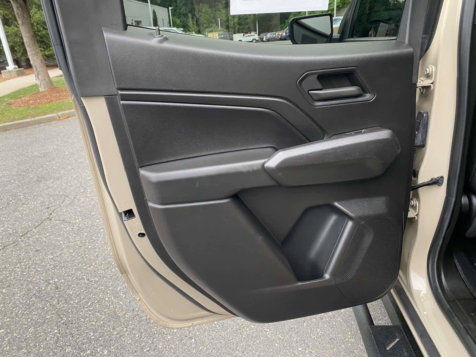 Used 2024 Chevrolet Colorado Trail Boss w/ Advanced Trailering Package AWD/4WD image 31