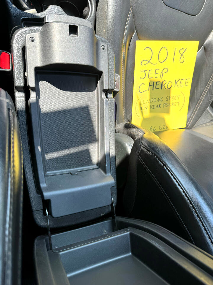 Used 2018 Jeep Cherokee Limited w/ High Altitude Package image 14