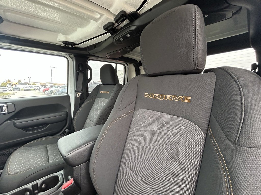 New 2026 Jeep Gladiator Mojave image 12