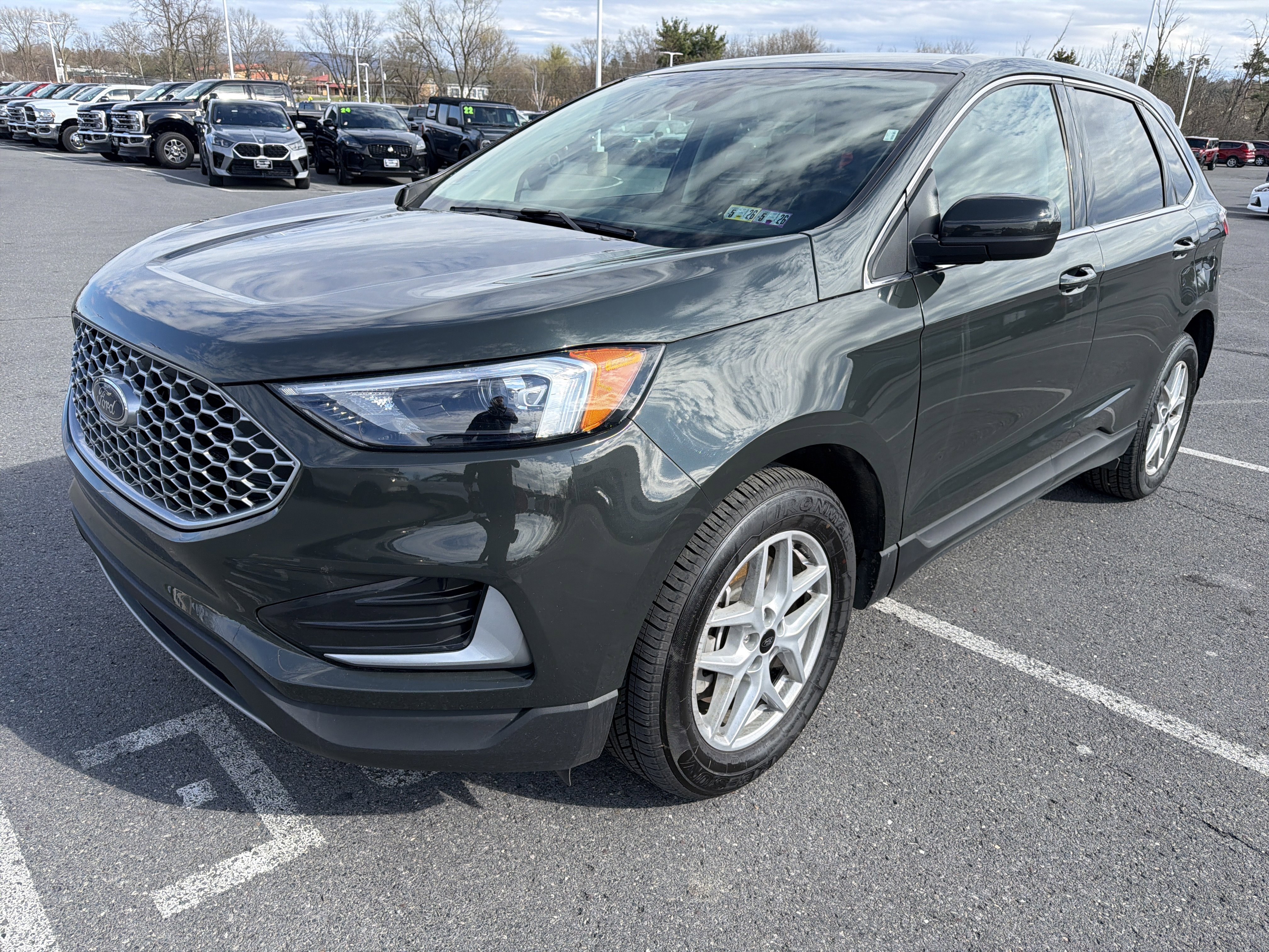 Certified 2024 Ford Edge SEL image 8