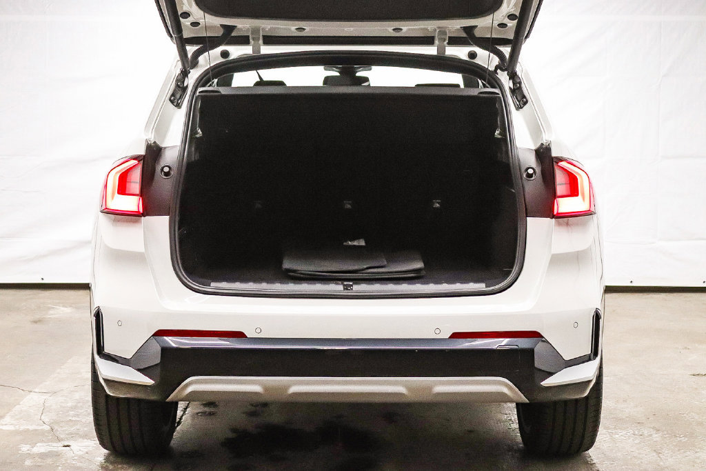Used 2026 BMW X1 xDrive28i w/ Technology Package AWD/4WD image 30