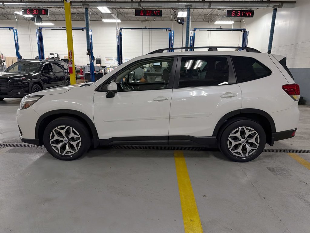 Certified 2021 Subaru Forester Premium AWD/4WD image 5