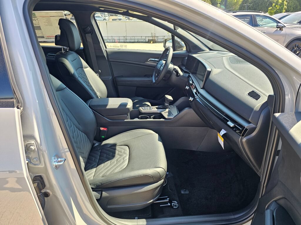 New 2026 Kia Sportage X-Line w/ X-Line Technology Package AWD/4WD image 29