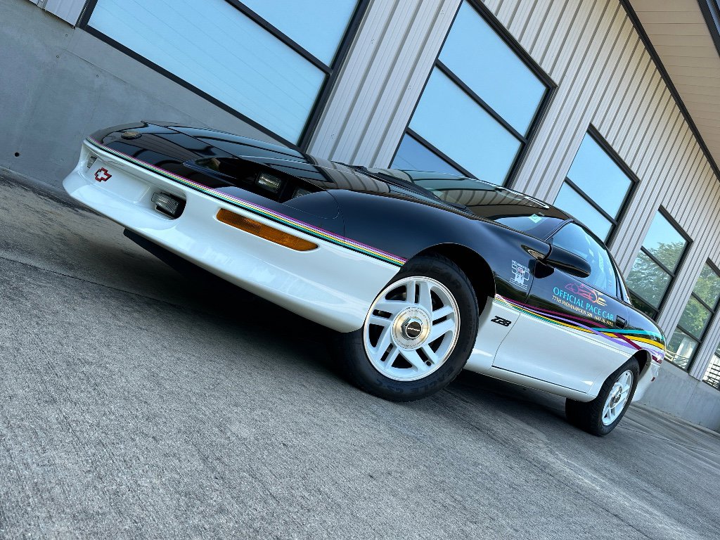 Used 1993 Chevrolet Camaro Z28 image 4