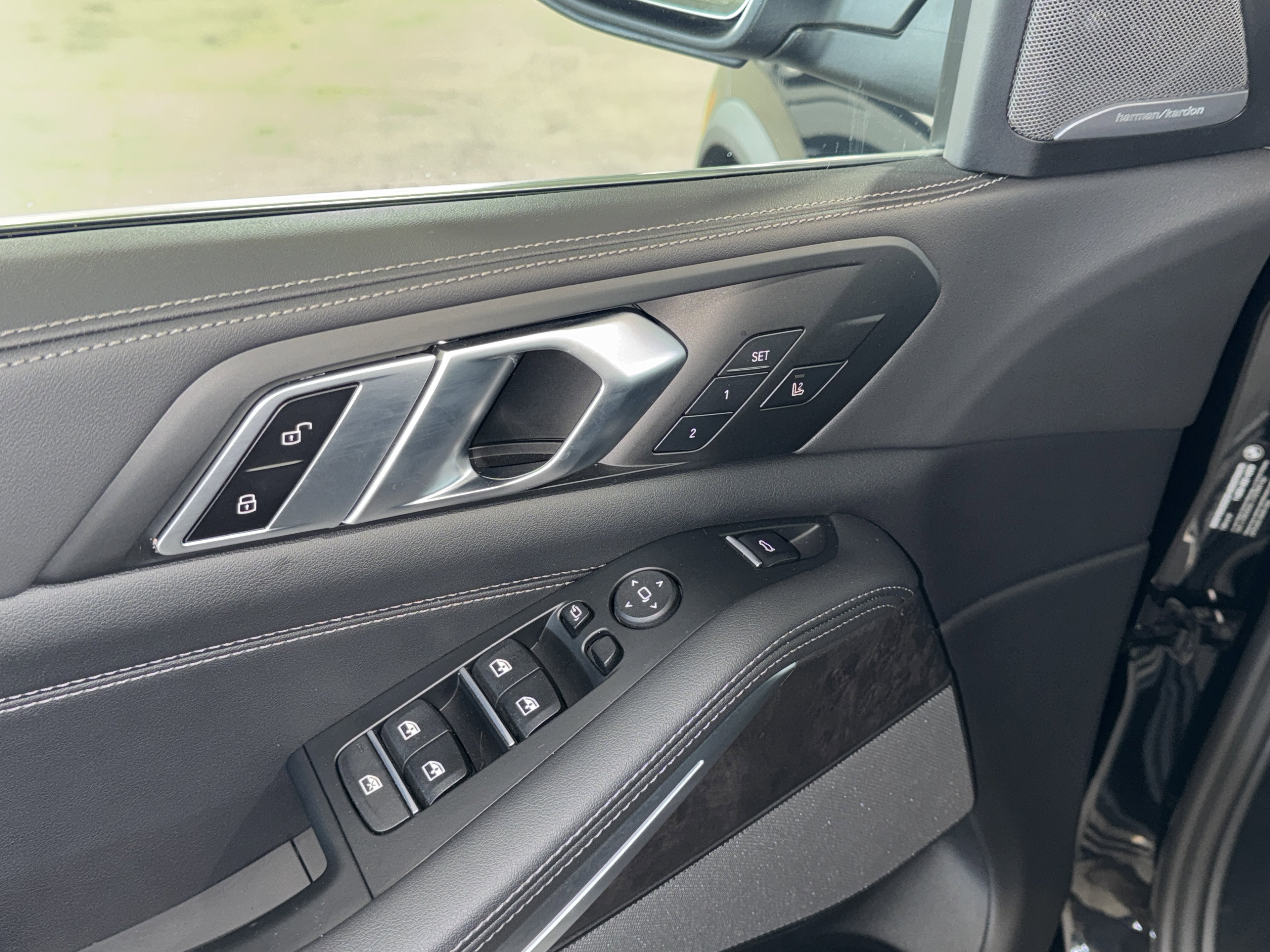 Used 2025 BMW X5 xDrive40i image 18