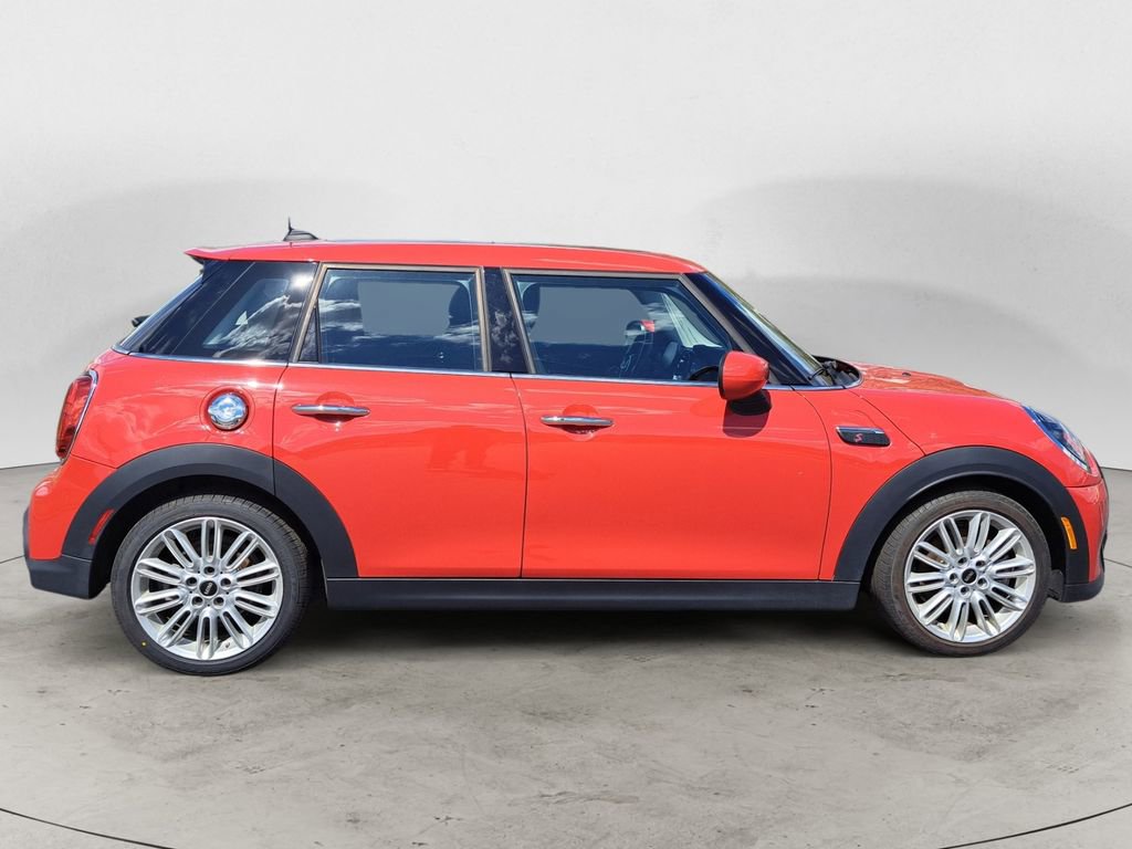 Used 2024 MINI Cooper S image 2
