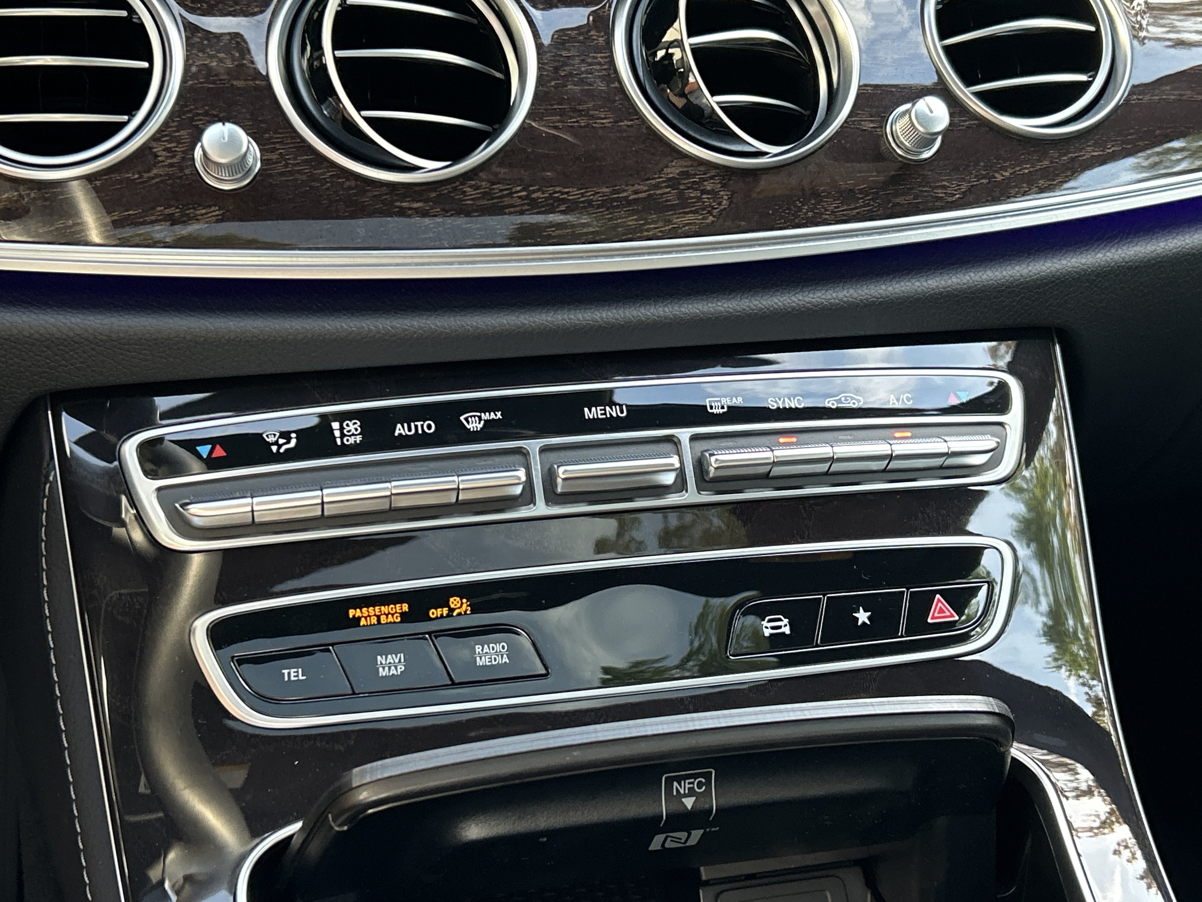 Certified 2023 Mercedes-Benz E 450 4MATIC Sedan image 33