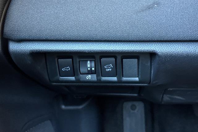 Used 2021 Subaru Outback Premium AWD/4WD image 32