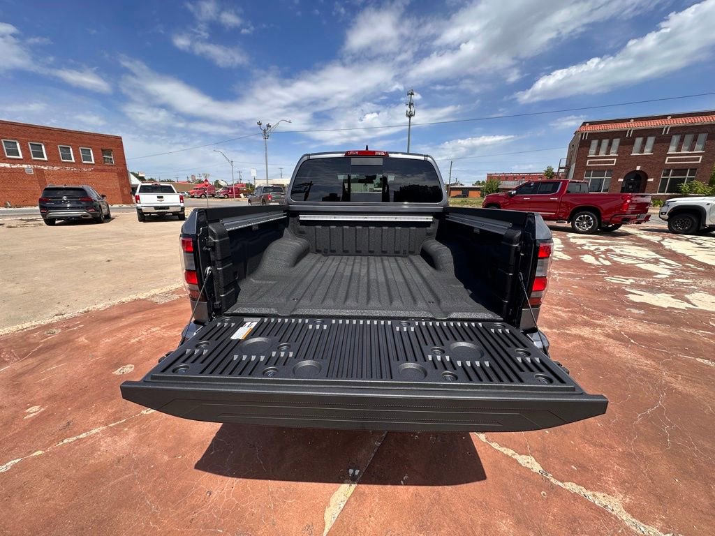 New 2026 Nissan Frontier Pro-X w/ Pro-X Convenience Package RWD image 5