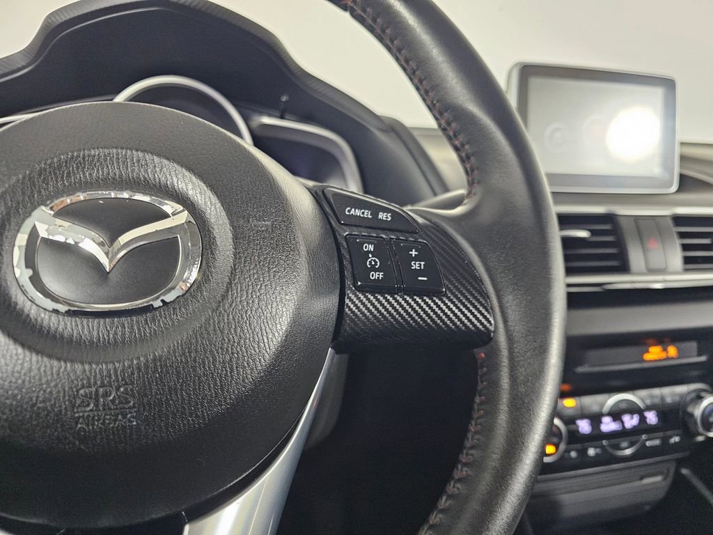 Used 2014 MAZDA MAZDA3 i Touring w/ Technology Package image 31