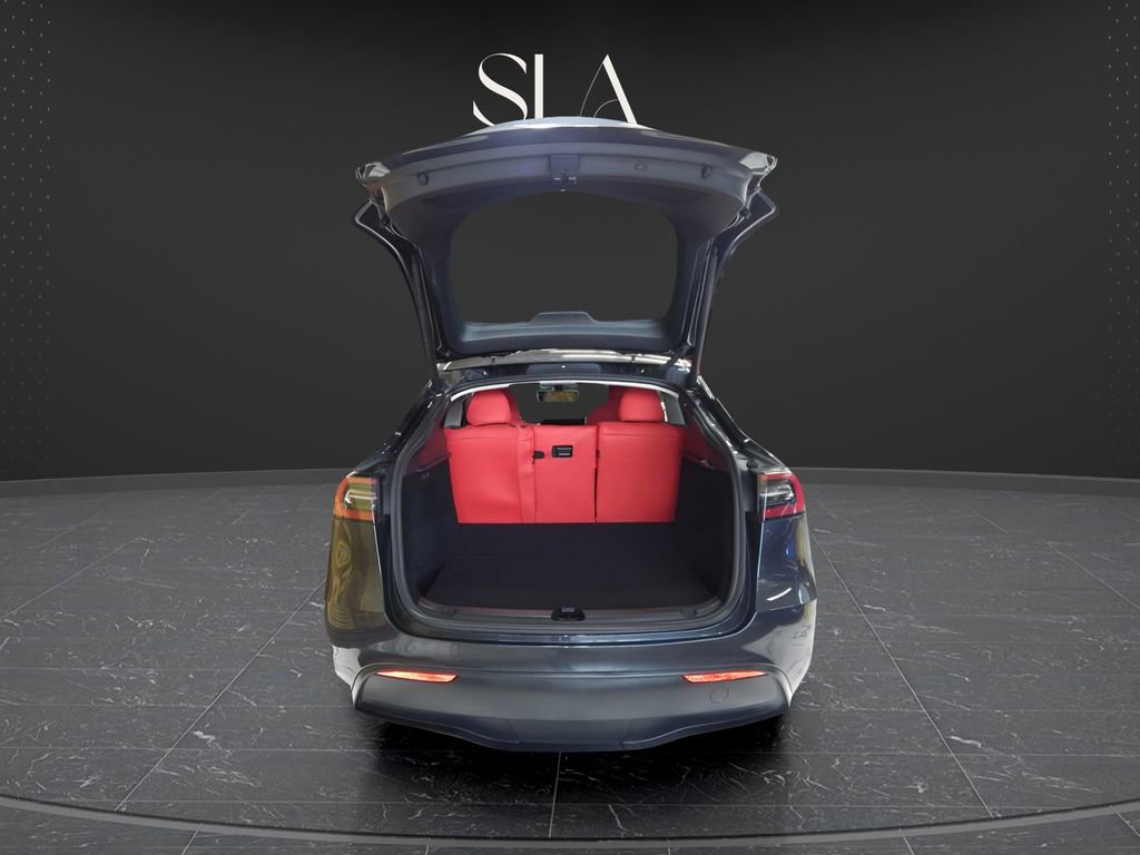 Used 2025 Tesla Model Y Long Range image 8
