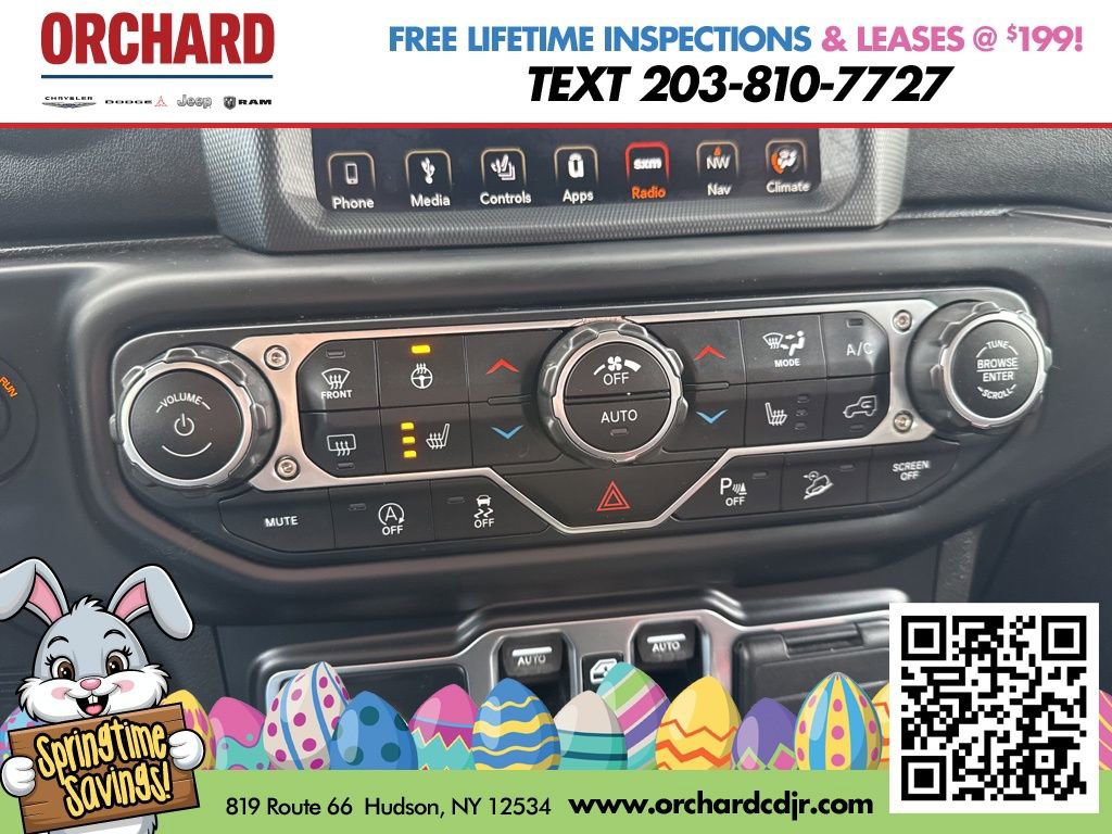 Used 2019 Jeep Wrangler Unlimited Sahara w/ Dual Top Group AWD/4WD image 34