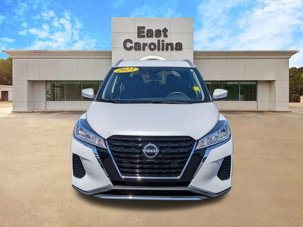 Used 2023 Nissan Kicks SV FWD image 8