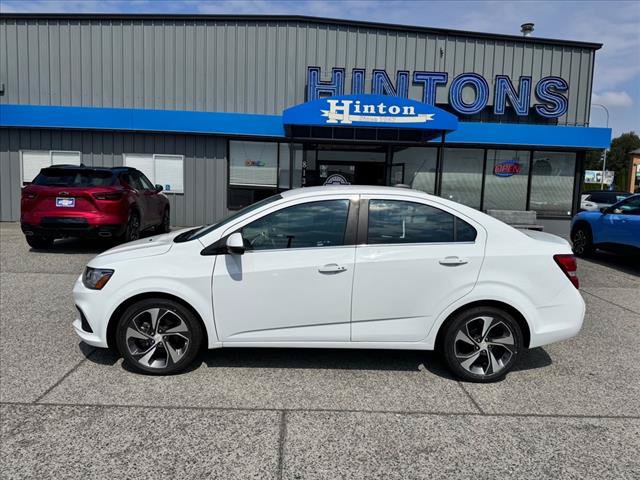 Used 2018 Chevrolet Sonic Premier FWD image 2
