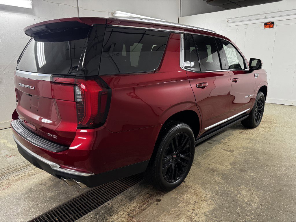 New 2026 GMC Yukon Denali w/ Sun & Power Step Package image 10