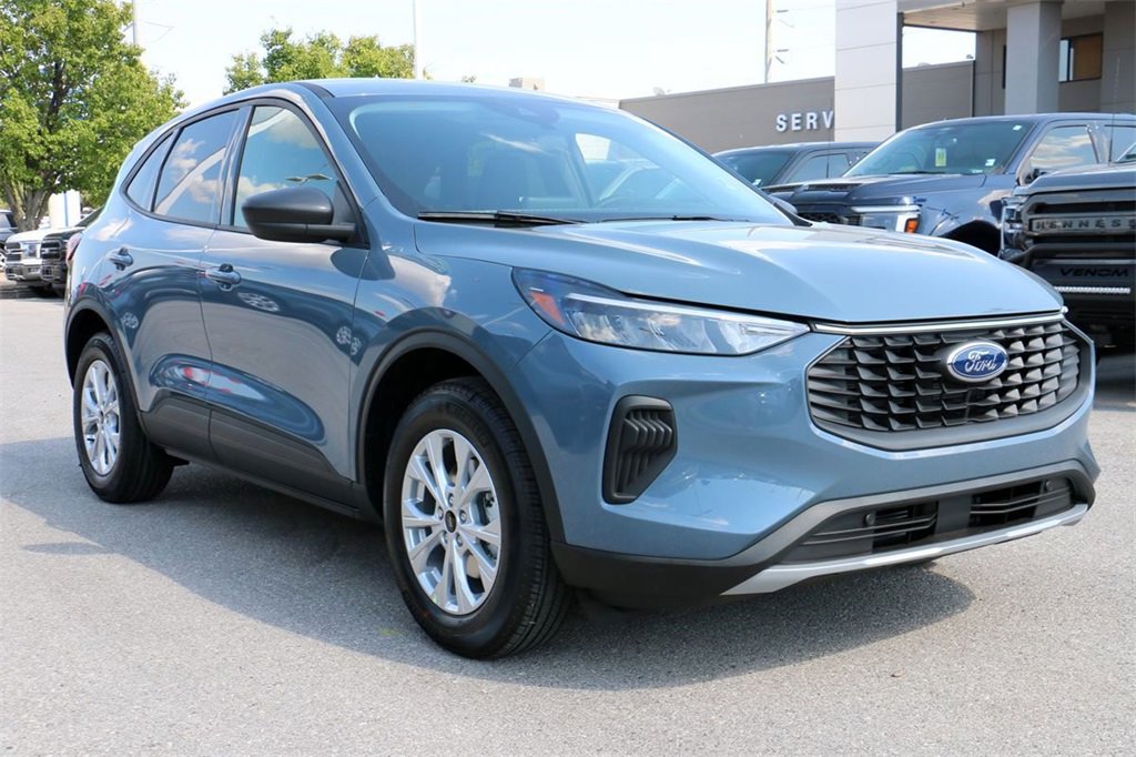 New 2025 Ford Escape Active image 4