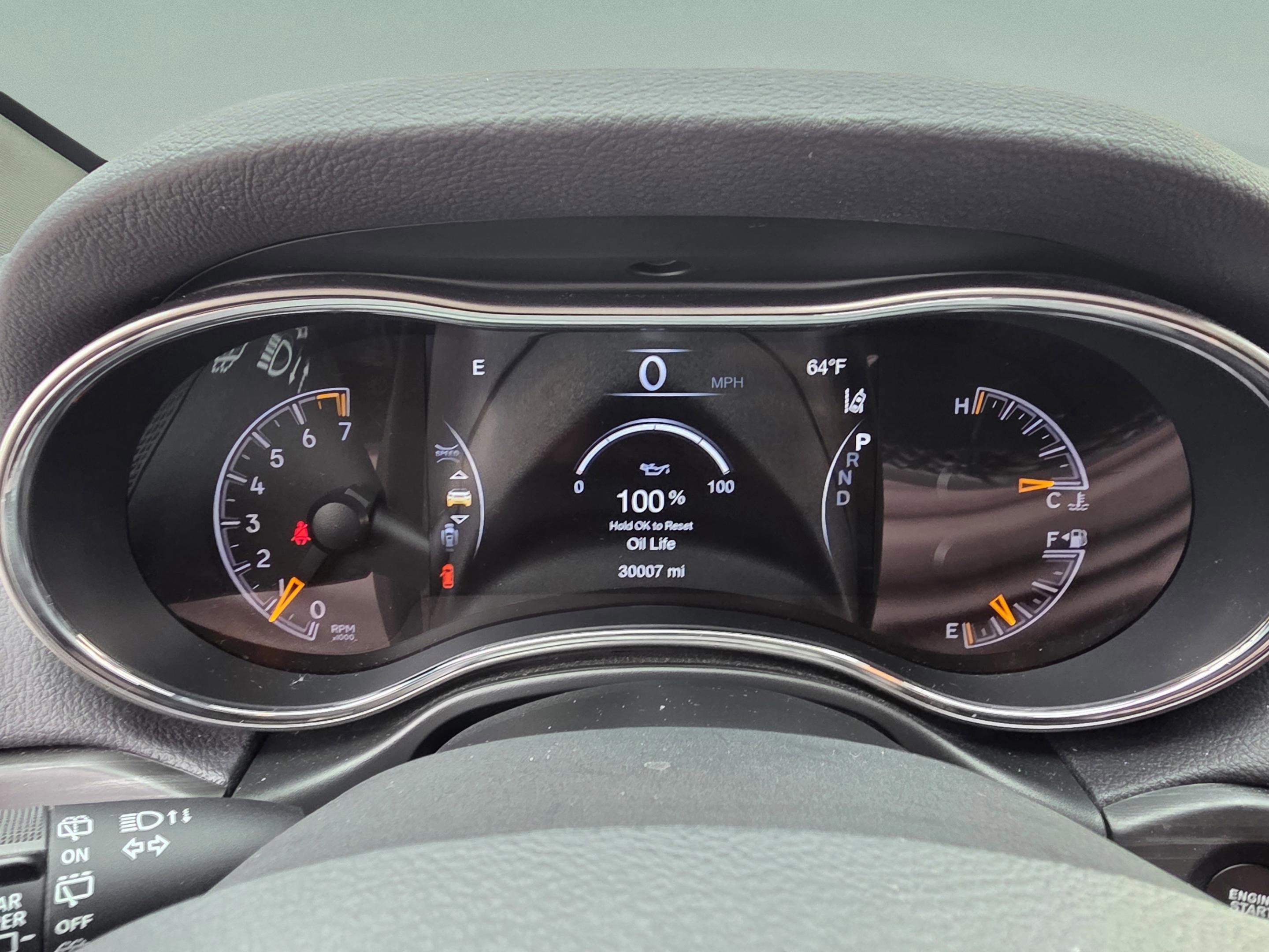 Used 2021 Jeep Grand Cherokee Laredo X image 18