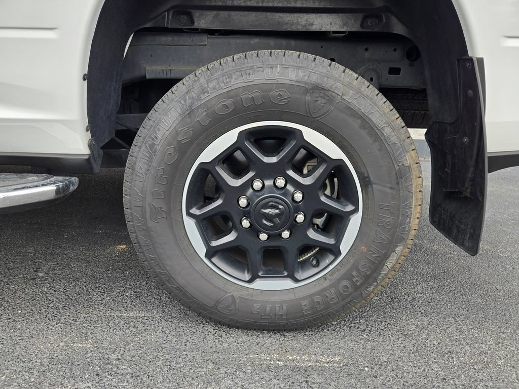 Used 2025 RAM 2500 Laramie AWD/4WD image 9