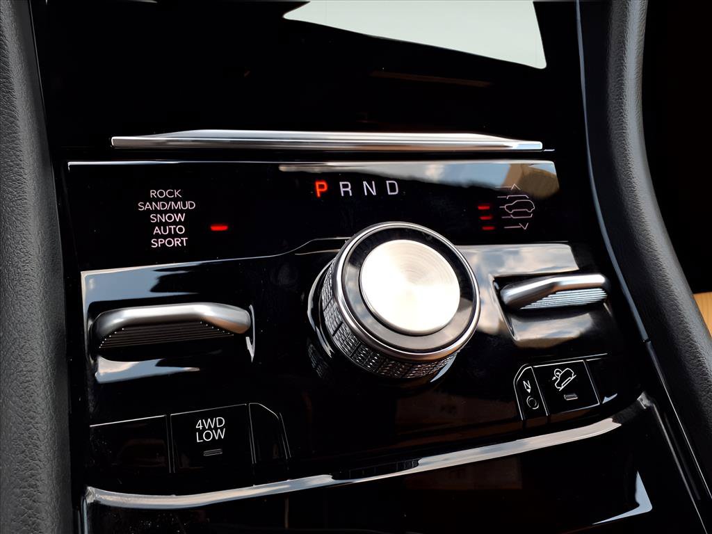 New 2025 Jeep Grand Cherokee L Summit image 12