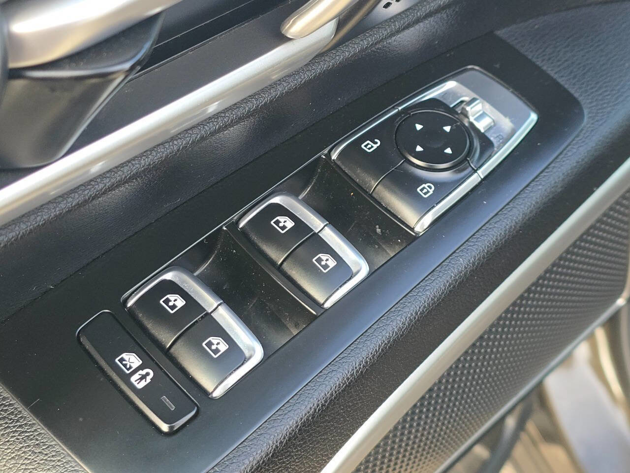 Used 2022 Kia Telluride S image 26