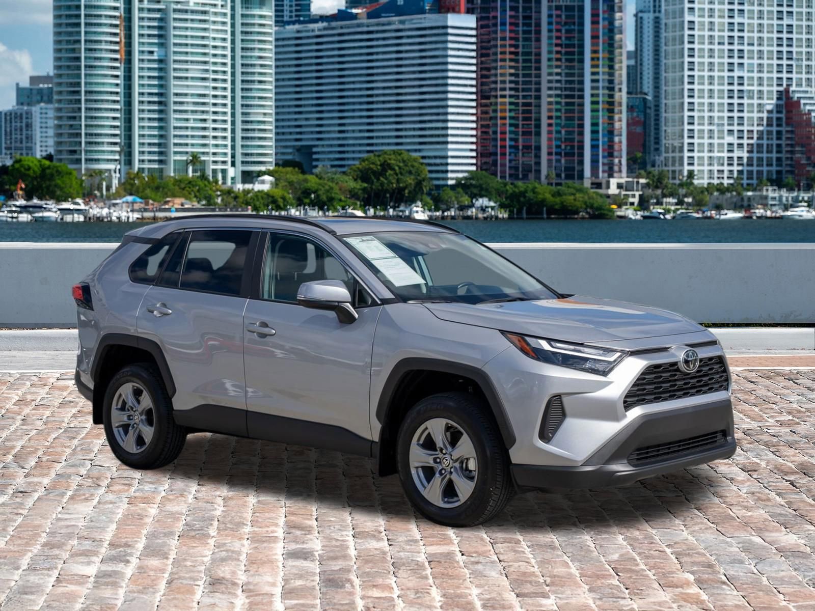 Used 2025 Toyota RAV4 XLE w/ Convenience Package image 3