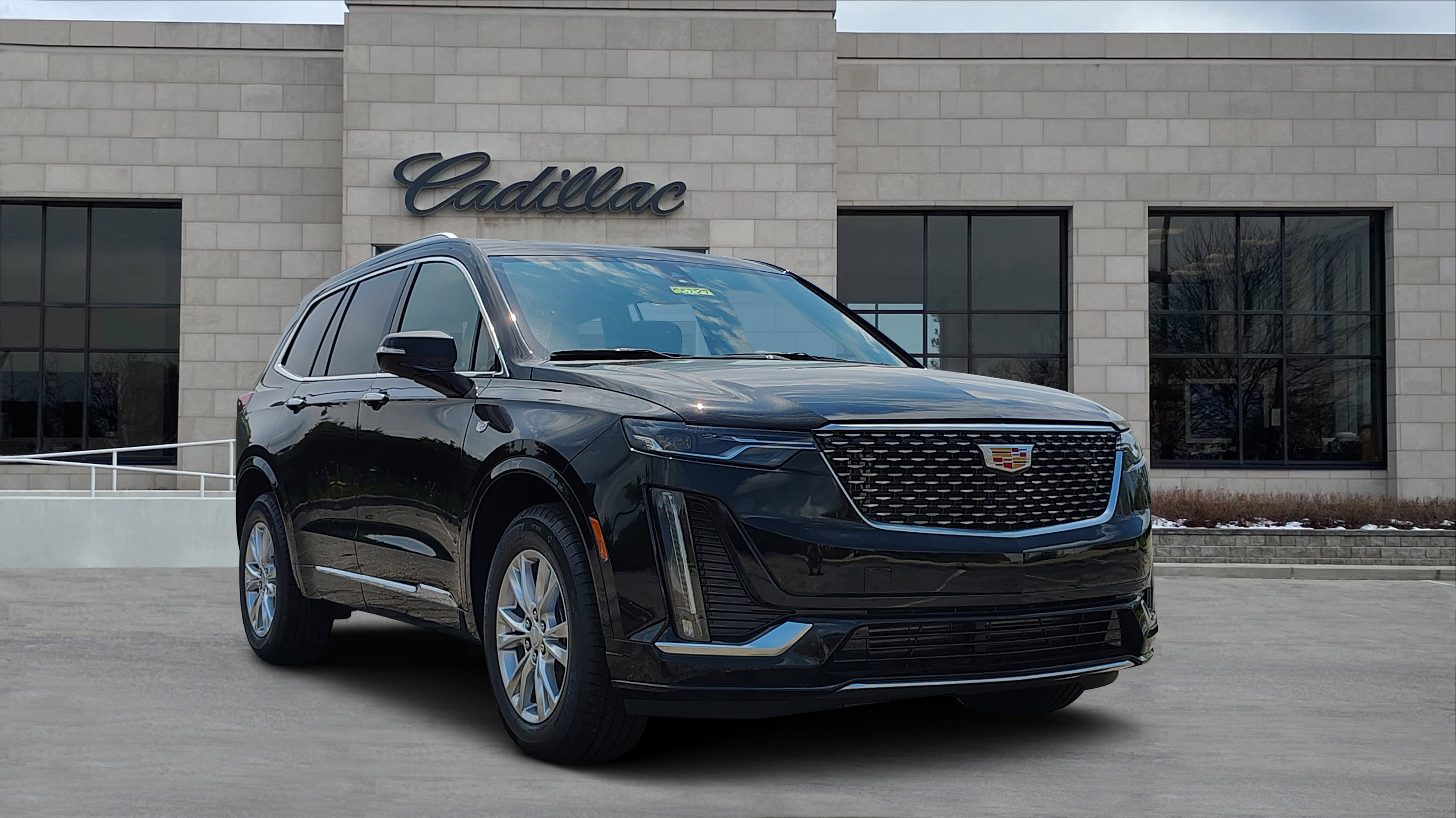 New 2025 Cadillac XT6 Luxury w/ LPO, Premium Carpet Package