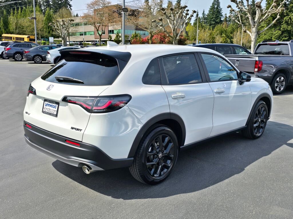 Certified 2025 Honda HR-V Sport image 13