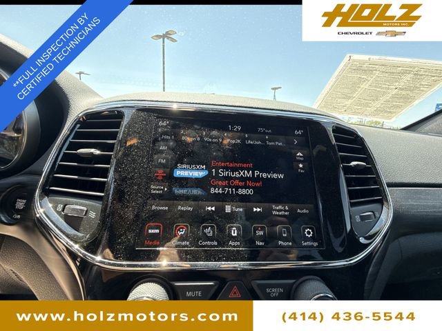 Used 2022 Jeep Grand Cherokee Laredo X AWD/4WD image 14