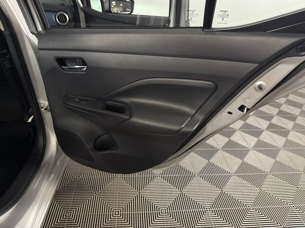 Used 2025 Nissan Versa SV FWD image 29