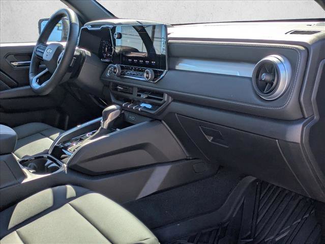 Used 2025 Chevrolet Colorado LT w/ LT Convenience Package image 19