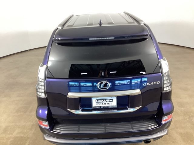 Certified 2023 Lexus GX 460 Luxury w/ Sport Design Package AWD/4WD image 11