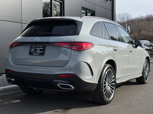 Used 2025 Mercedes-Benz GLC 300 4MATIC image 7