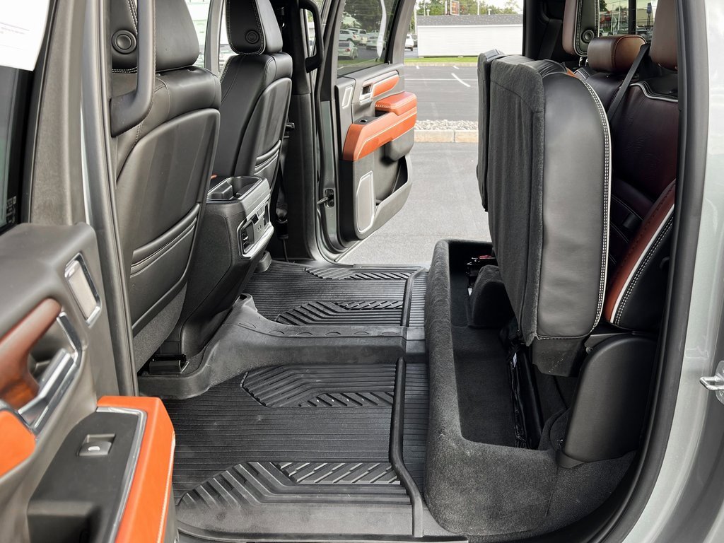 Used 2024 GMC Sierra 2500 Denali Ultimate w/ Max Trailering Package image 23
