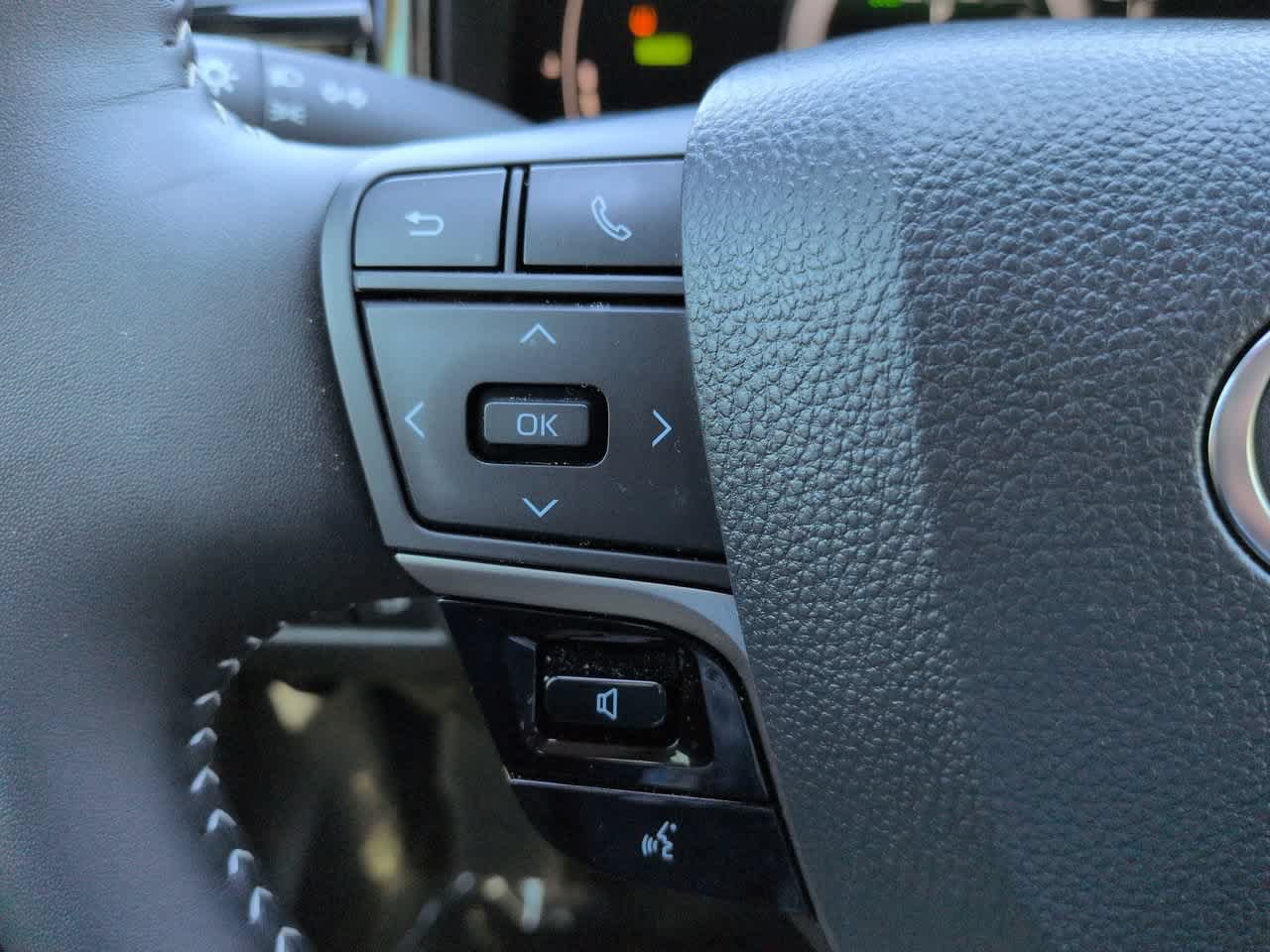 Used 2026 Toyota Camry SE FWD image 22