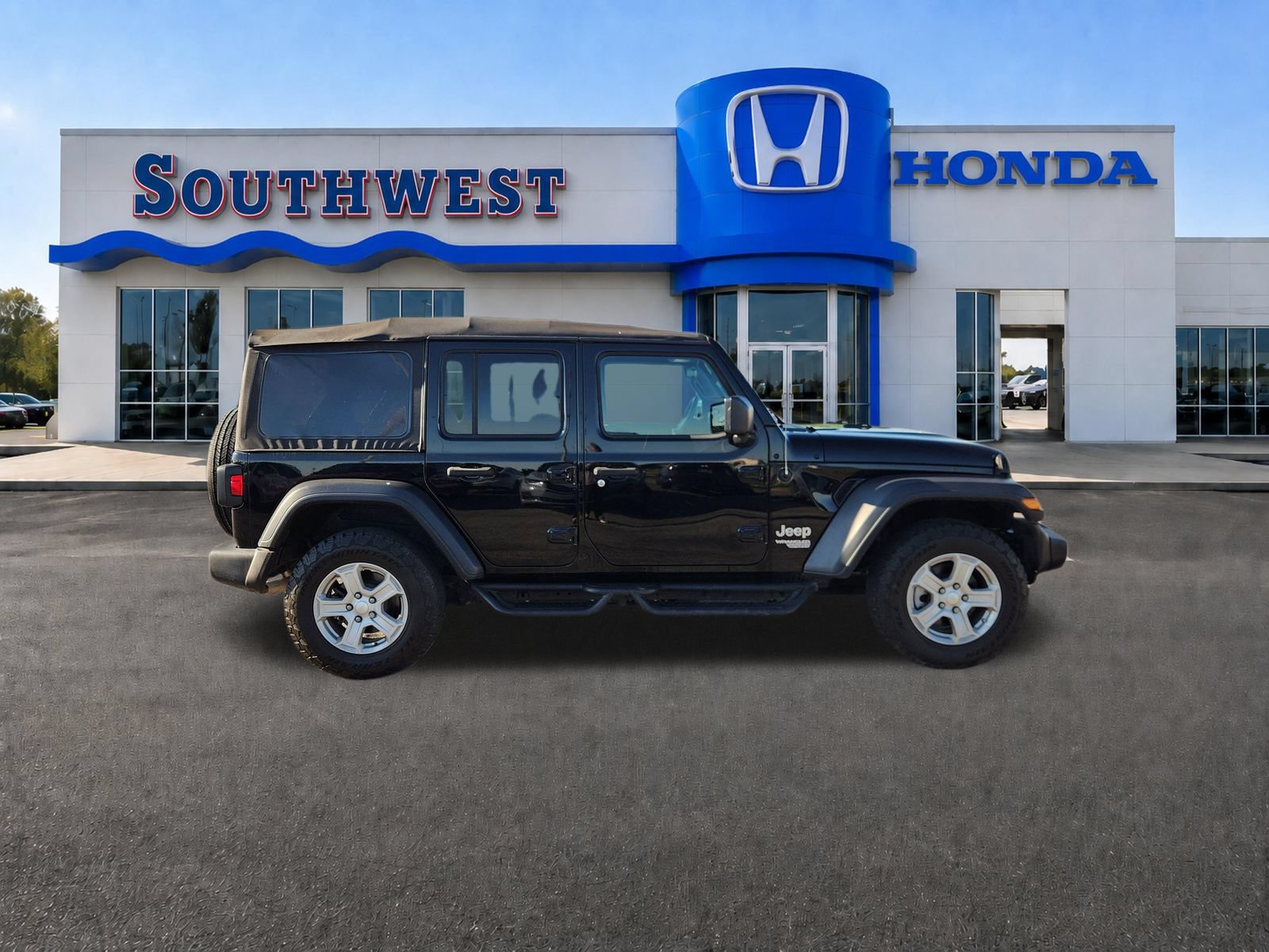 Used 2021 Jeep Wrangler Unlimited Sport AWD/4WD image 7