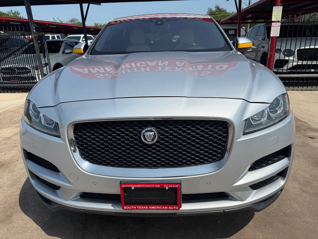 Used 2017 Jaguar F-PACE Prestige AWD/4WD image 3