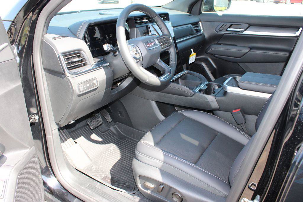 New 2027 GMC Terrain Elevation w/ Elevation Premium Package FWD image 11