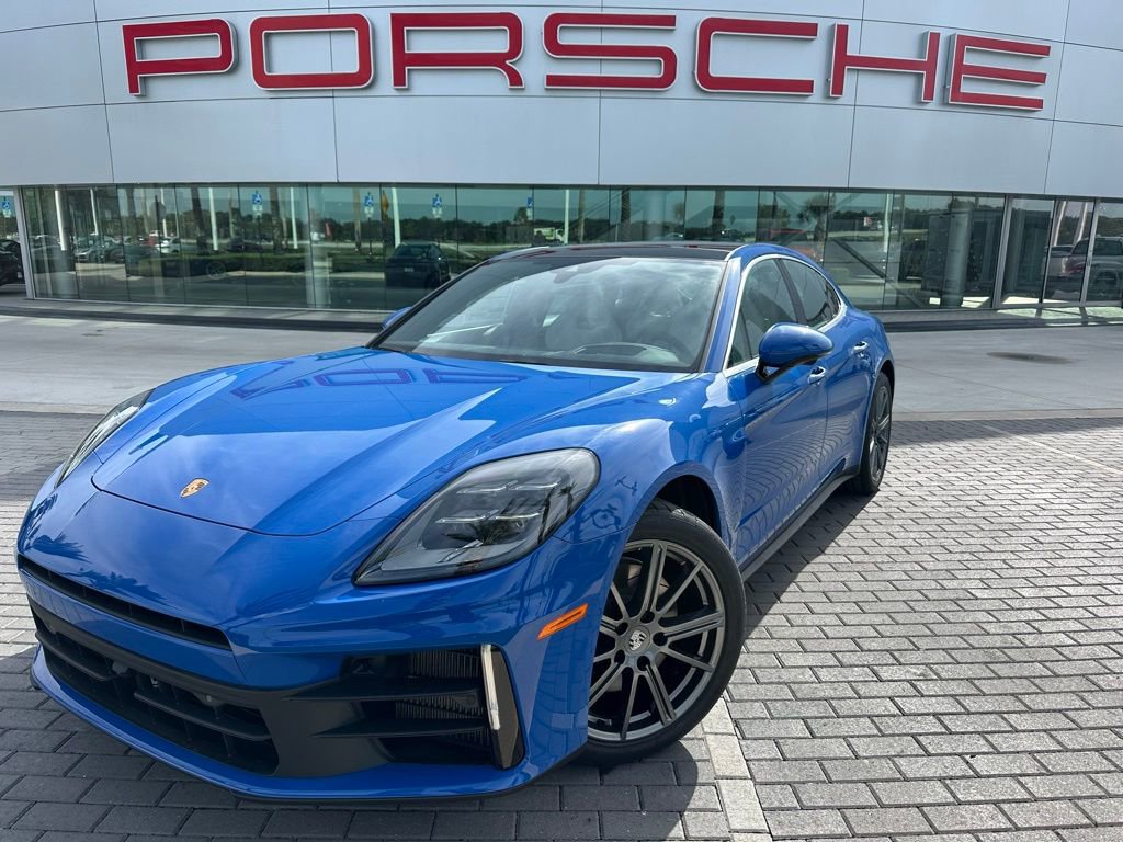 Used 2026 Porsche Panamera 4 image 1