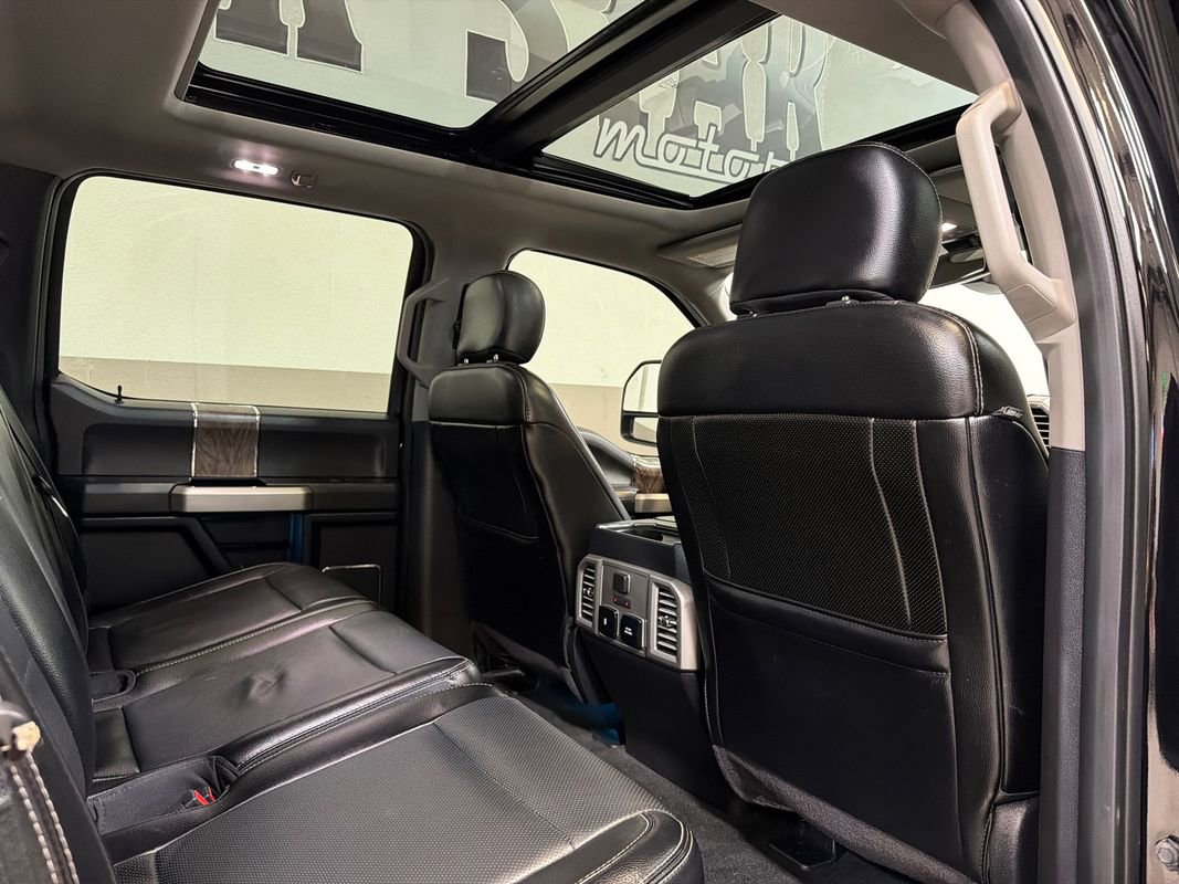 Used 2017 Ford F250 Lariat w/ Lariat Ultimate Package AWD/4WD image 46
