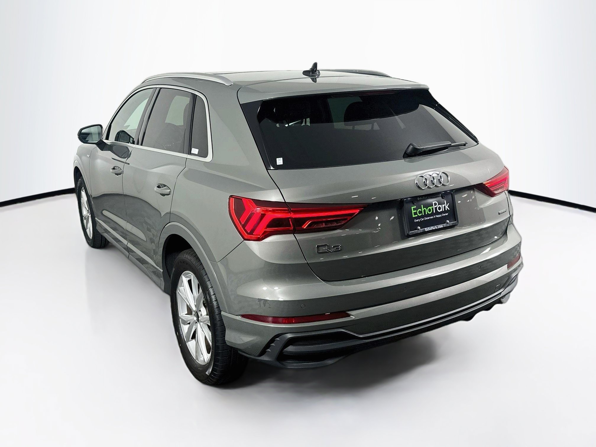 Used 2025 Audi Q3 2.0T Premium AWD/4WD image 5