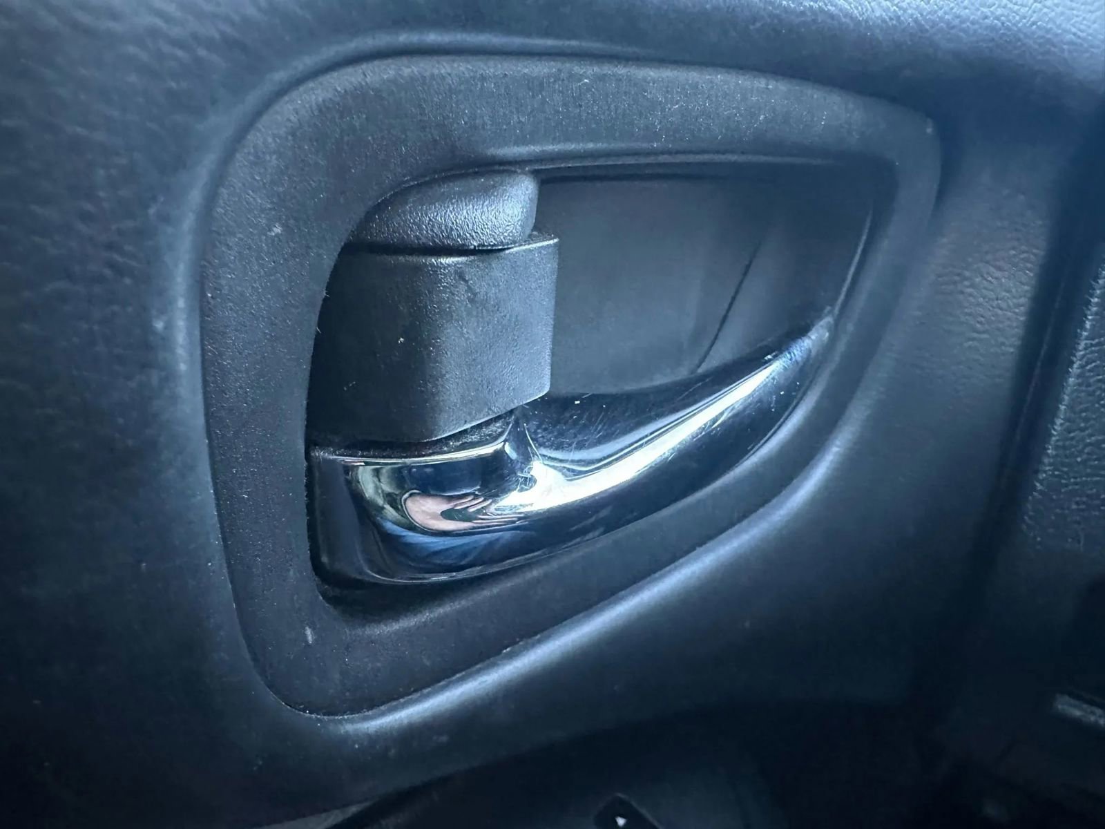 Used 2019 Nissan Murano S image 23