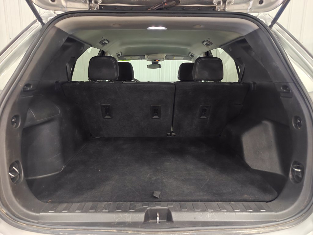 Used 2021 Chevrolet Equinox LS w/ LS Convenience Package FWD image 26