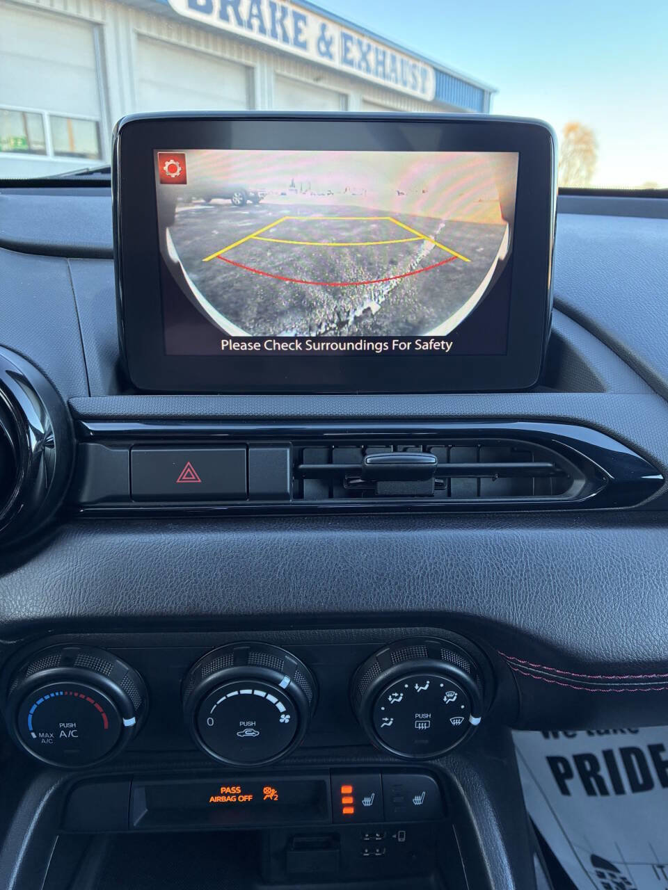 Used 2019 MAZDA MX-5 Miata Club w/ Brembo/BBS Package image 27